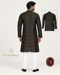 Shahanai Men's Pure Banarasi Self-Textured Kurta
