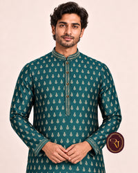 Shahanai Men's Pure Banarasi Self-Textured Kurta