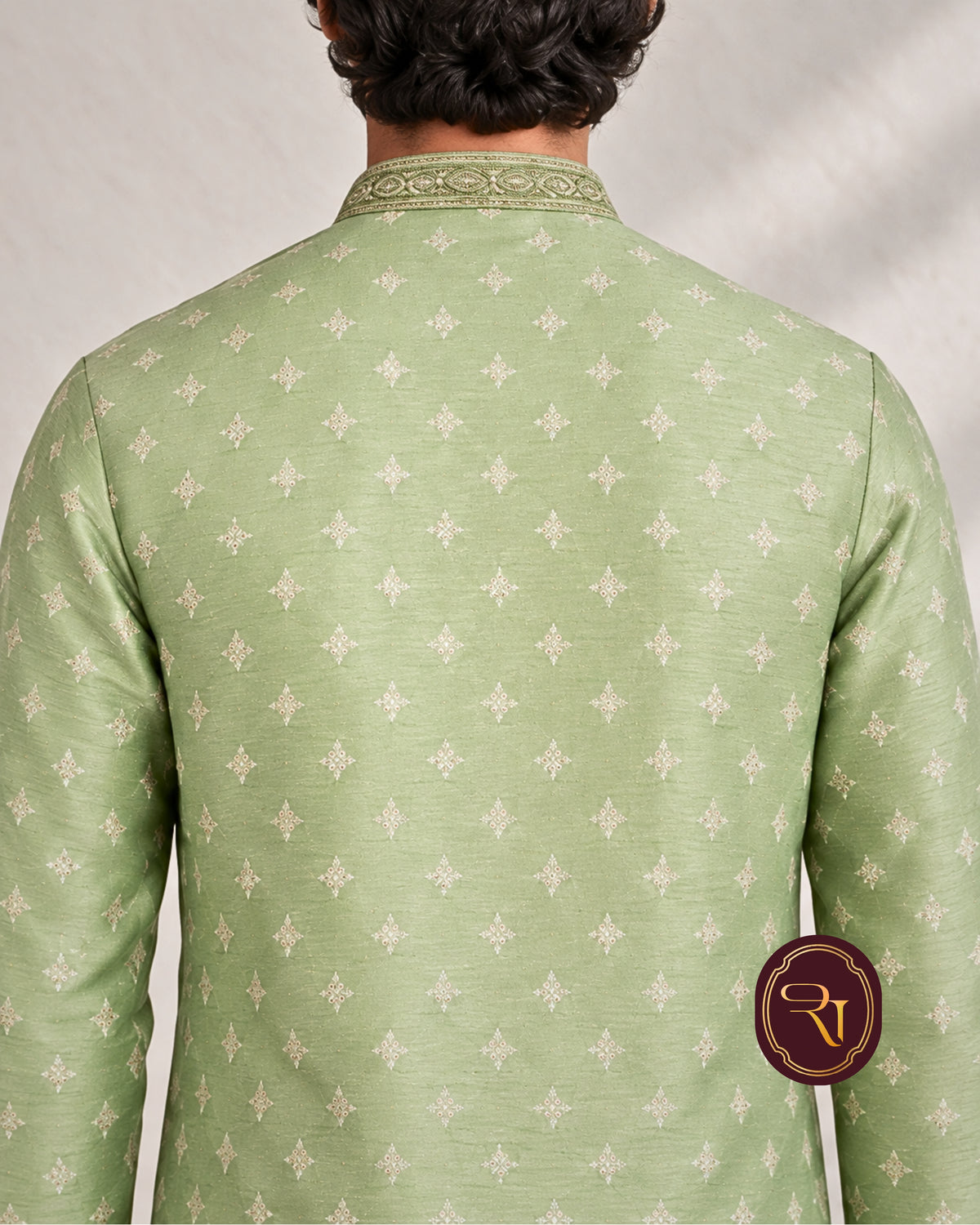 Shahanai Men's Pure Banarasi Self-Textured Kurta
