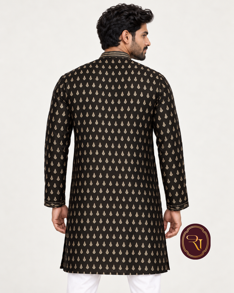 Shahanai Men's Pure Banarasi Self-Textured Kurta