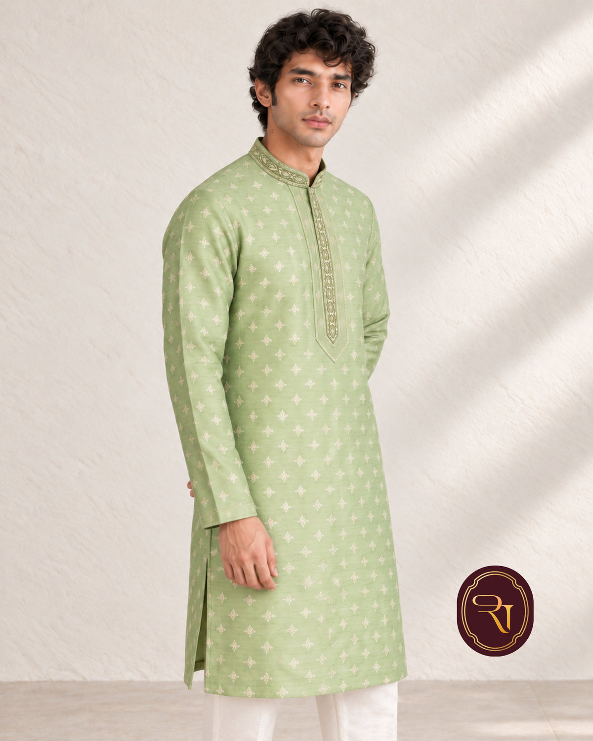 Shahanai Men's Pure Banarasi Self-Textured Kurta