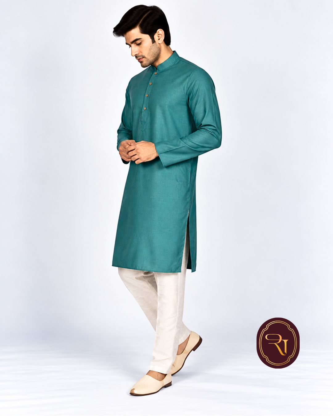Shahanai Men's Silk Kurta with Machine and Hand Work